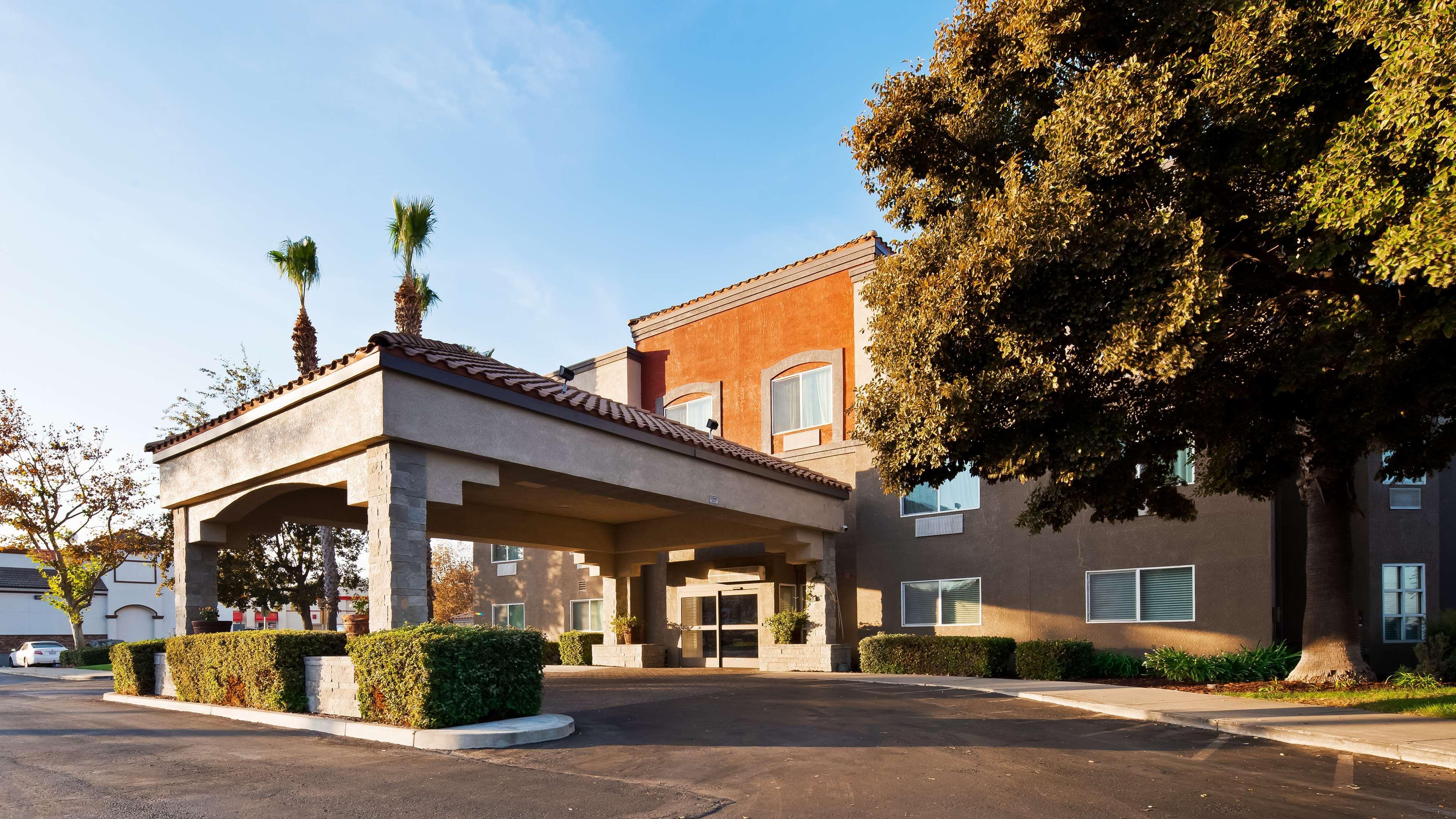 Best Western Plus Villa Del Lago Inn Patterson Esterno foto