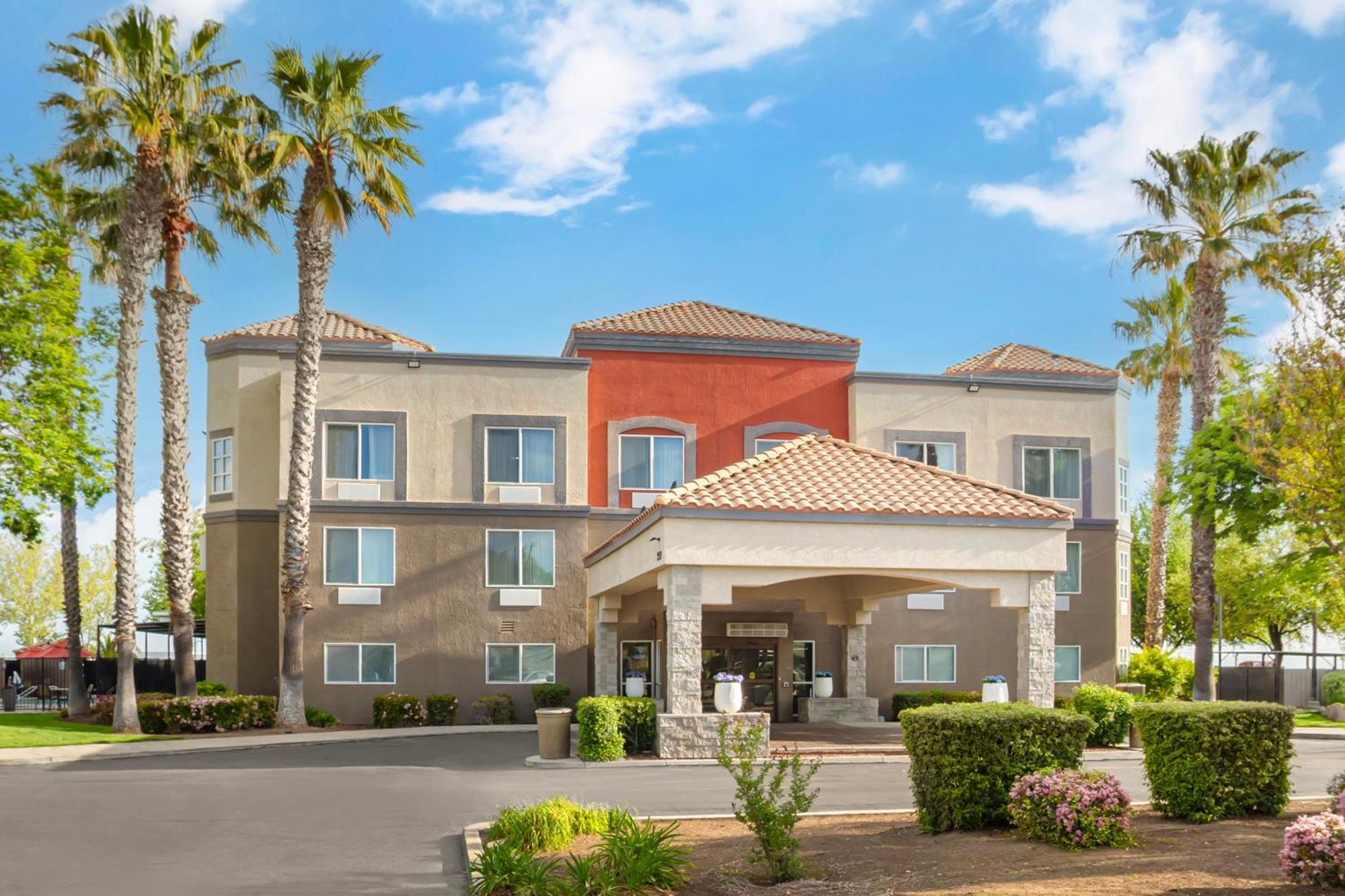 Best Western Plus Villa Del Lago Inn Patterson Esterno foto