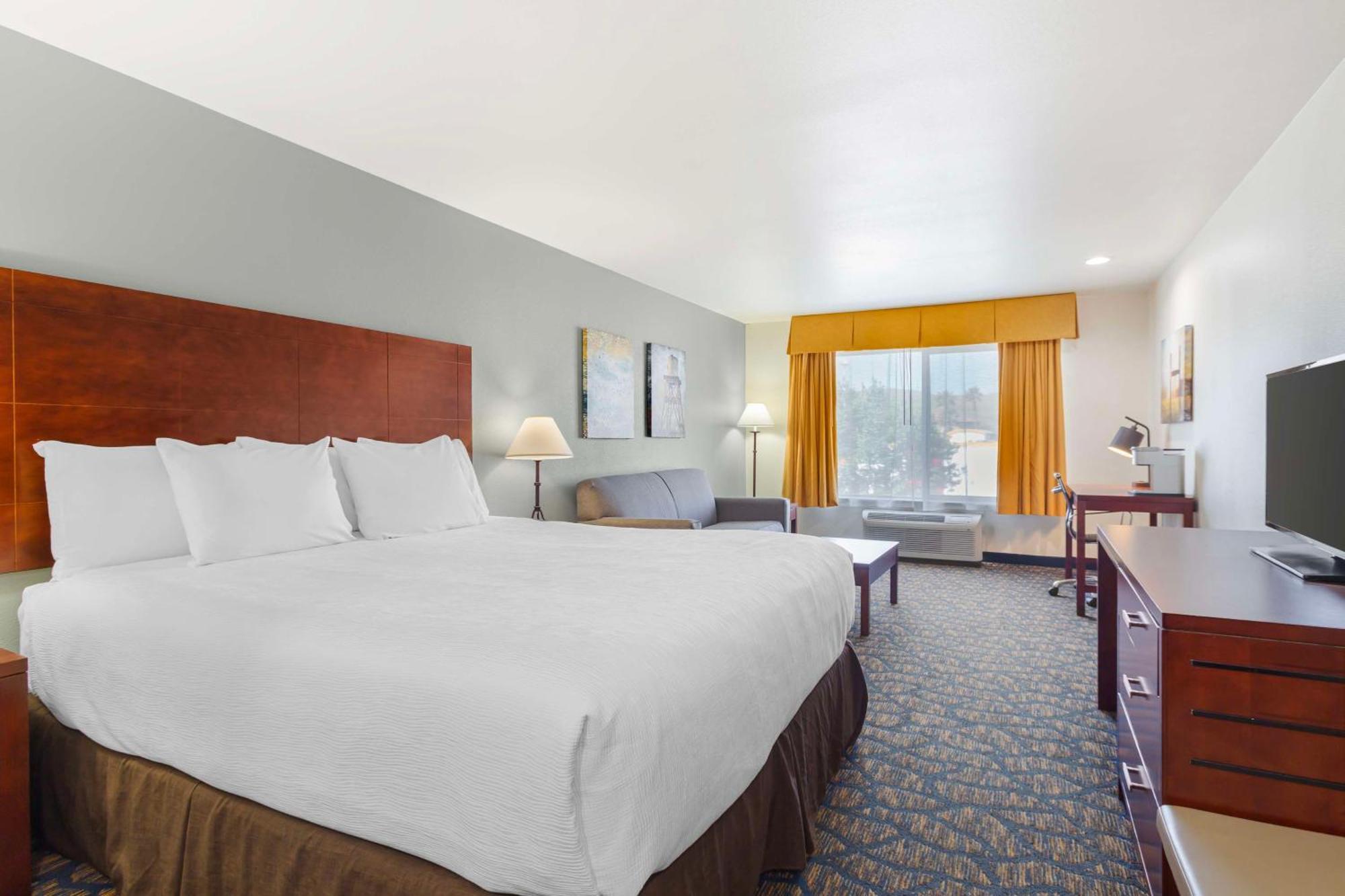 Best Western Plus Villa Del Lago Inn Patterson Esterno foto