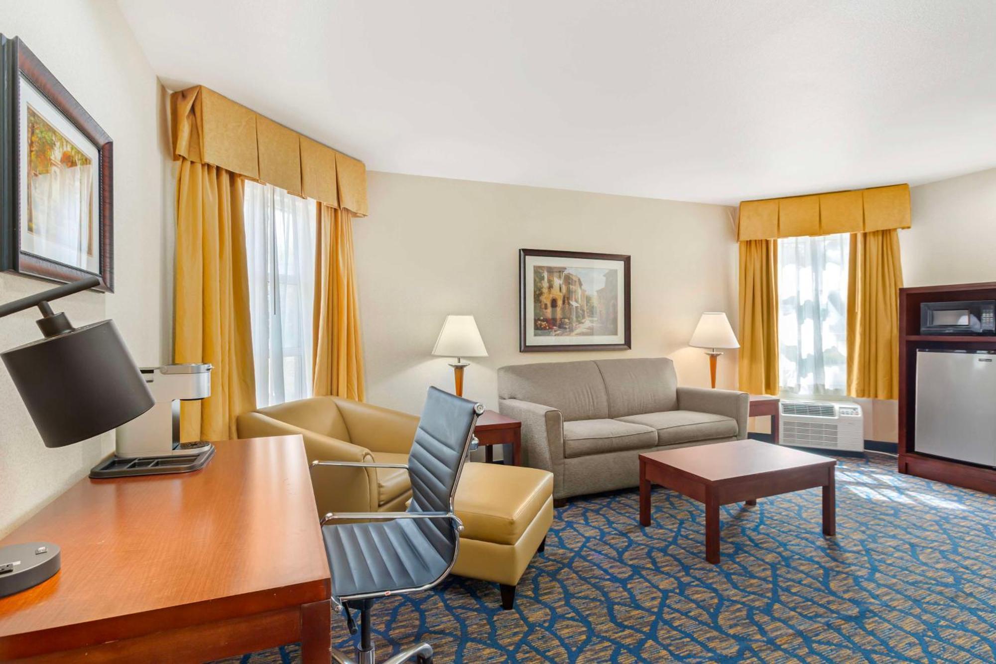 Best Western Plus Villa Del Lago Inn Patterson Esterno foto